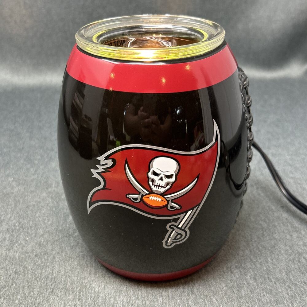 NFL Tampa Bay Buccaneers Scentsy Warmer Full Size Ceramic Barrel Red Black